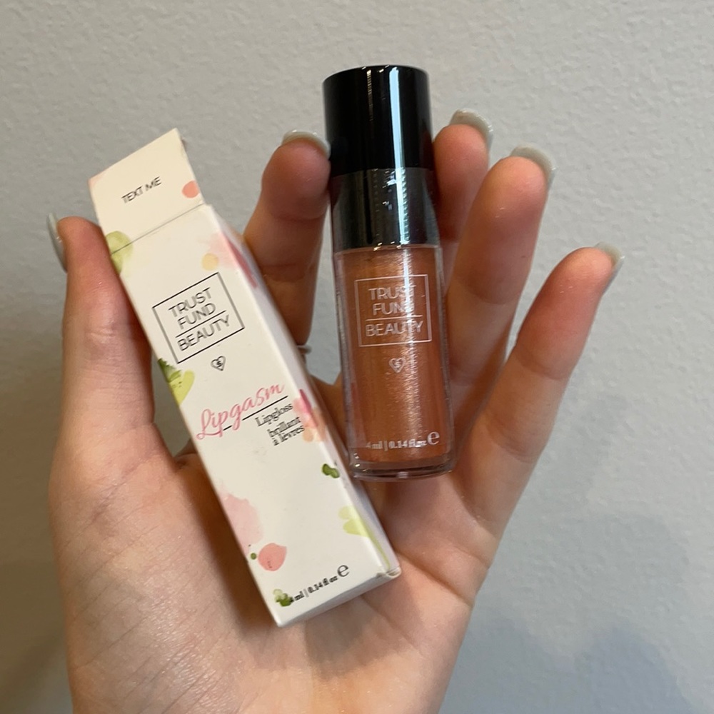 Trust Fund Beauty - NWT Lipgasm Text Me LipGloss